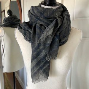 Pretty blue and grey plaid scarf